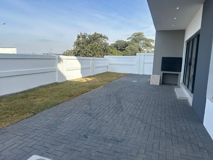 To Let 3 Bedroom Property for Rent in Cashan North West